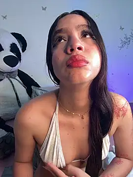 IamSteph13 online show from June 19, 4:17 am