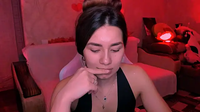 Snapshot of Swee_Alicee chatting on July 1, 7:35 pm Swee Alicee online show from July 1, 7:35 pm