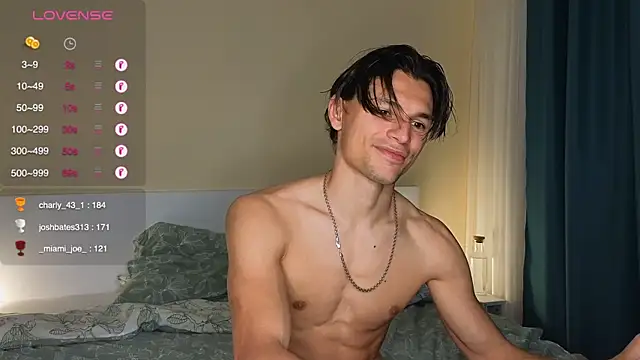 denlover1 online show from April 26, 6:44 am