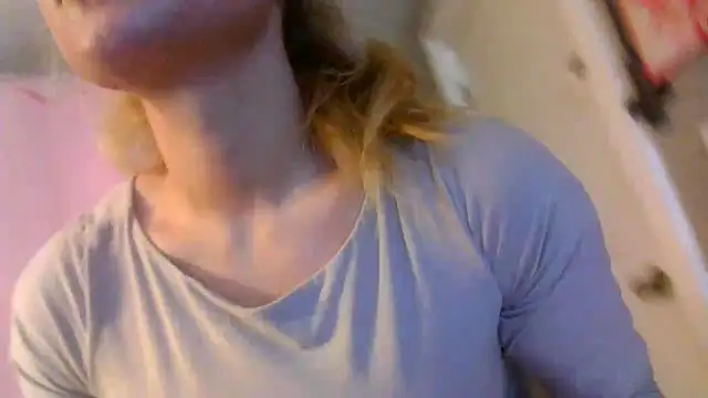 lexybabyxo online show from December 4, 2:15 pm