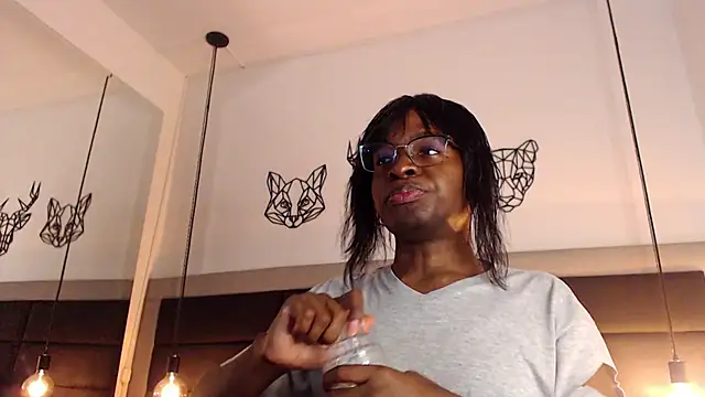 candy lovee69 online show from March 19, 11:03 pm