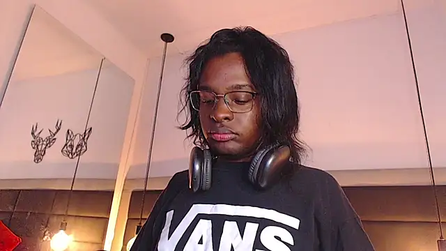 candy lovee69 online show from October 24, 7:54 pm