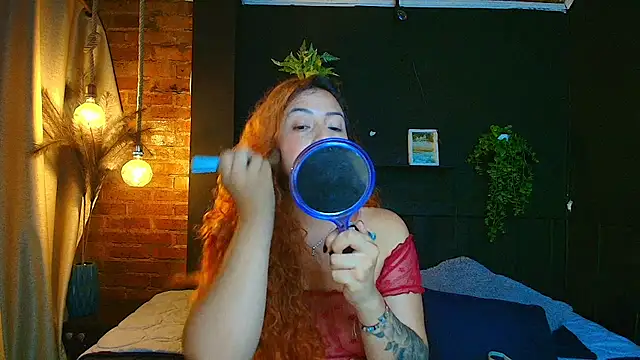 Snapshot of sahra_taylor_ chatting on June 5, 2:12 pm sahra taylor online show from June 5, 2:12 pm