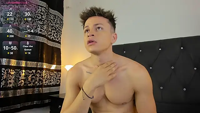 Snapshot of Angel_Cuervo chatting on January 31, 12:40 pm Angel Cuervo online show from January 31, 12:40 pm