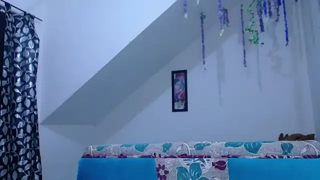 diamonmeli online show from January 24, 5:10 am