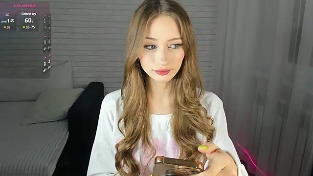 candyboofairy online show from March 12, 6:22 pm