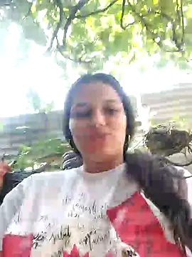 girl milk1 online show from February 2, 4:11 pm