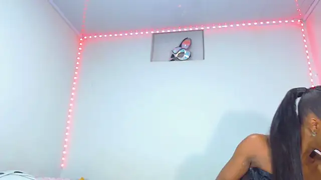 JessicaEbony online show from January 29, 1:05 am