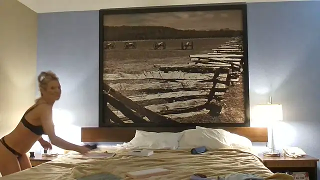 Snapshot of BluEyeGemini333 chatting on January 28, 8:04 pm BluEyeGemini333 online show from January 28, 8:04 pm