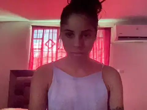 Snapshot of Susandolls chatting on January 14, 3:36 pm Susandolls online show from January 14, 3:36 pm