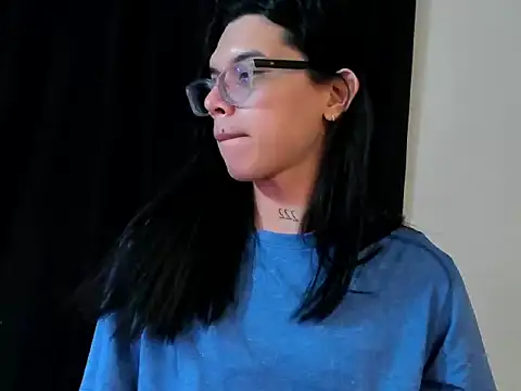 Samantha Rusell online show from July 8, 8:02 pm