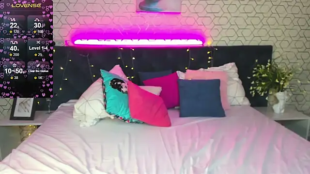 Tonya Gray online show from December 19, 8:02 am