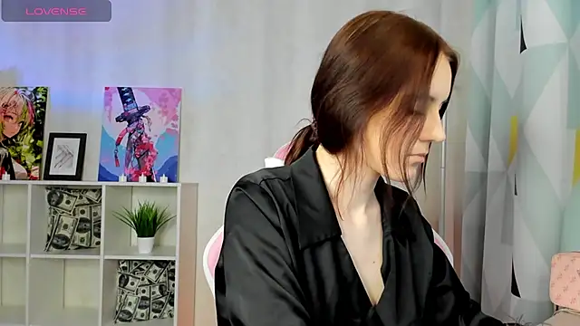 Tonya Gray online show from December 29, 3:11 am