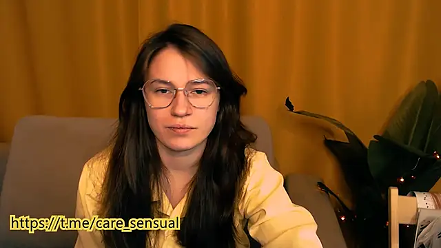 Snapshot of M_Sensual chatting on December 9, 5:18 am M Sensual online show from December 9, 5:18 am