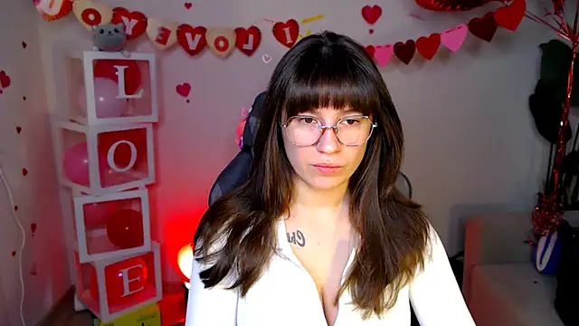 Snapshot of M_Sensual chatting on February 12, 5:02 am M Sensual online show from February 12, 5:02 am