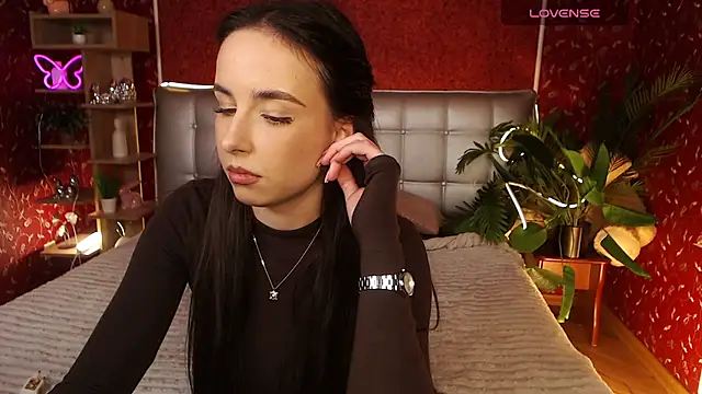 AuroraAksnesss online show from February 25, 4:21 pm