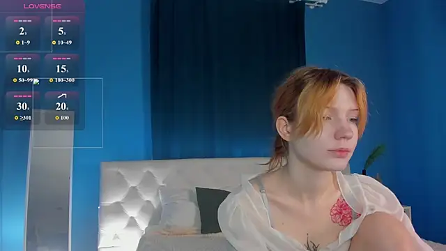 Linablueeyed online show from June 7, 9:13 am