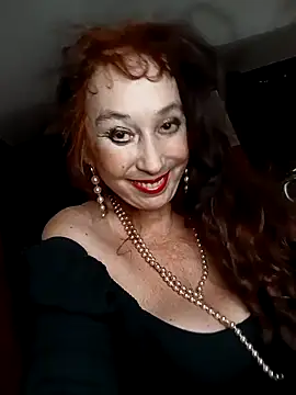 Snapshot of GypsyEsmeralda chatting on March 2, 6:51 pm GypsyEsmeralda online show from March 2, 6:51 pm