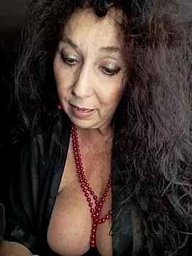 Snapshot of GypsyEsmeralda chatting on October 14, 3:57 pm GypsyEsmeralda online show from October 14, 3:57 pm