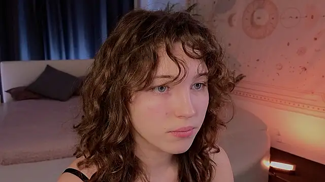 Snapshot of cherry_lea chatting on December 3, 12:49 pm cherry lea online show from December 3, 12:49 pm