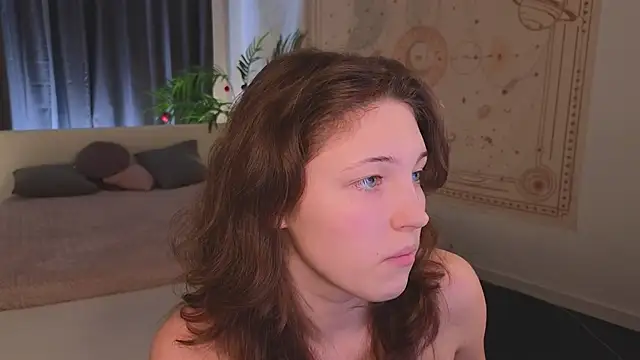 Snapshot of cherry_lea chatting on January 9, 4:17 pm cherry lea online show from January 9, 4:17 pm