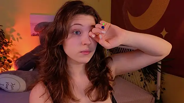 Snapshot of cherry_lea chatting on February 14, 4:41 pm cherry lea online show from February 14, 4:41 pm