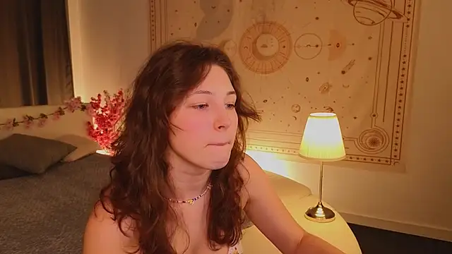 Snapshot of cherry_lea chatting on February 16, 5:59 pm cherry lea online show from February 16, 5:59 pm