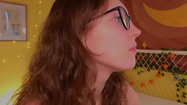 Snapshot of cherry_lea chatting on November 1, 4:53 pm cherry lea online show from November 1, 4:53 pm