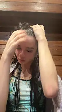 LizaTheButter online show from February 6, 7:35 am