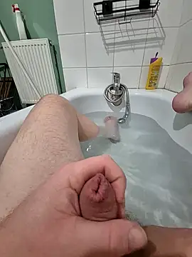 Snapshot of Ragnar-59 chatting on January 3, 7:38 am Ragnar-59 online show from January 3, 7:38 am