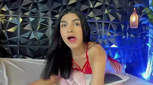 Snapshot of rihannagil chatting on January 4, 9:20 pm rihannagil online show from January 4, 9:20 pm