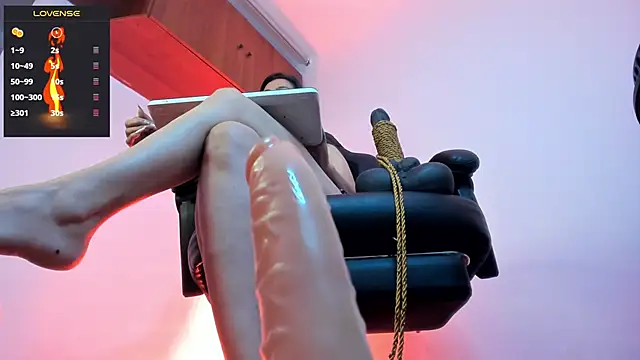 charlotte joliedart online show from February 28, 8:53 am