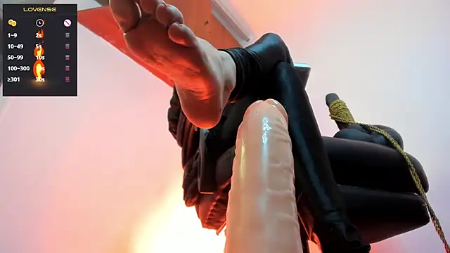 charlotte joliedart online show from March 18, 4:58 am