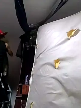 Snapshot of ottomusbrown chatting on January 27, 3:37 am ottomusbrown online show from January 27, 3:37 am