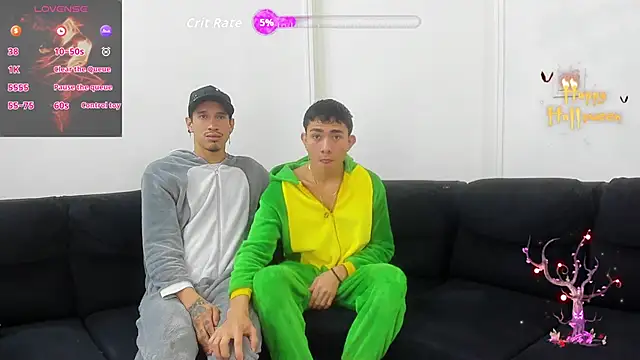 StrawwBoys online show from November 6, 10:38 am