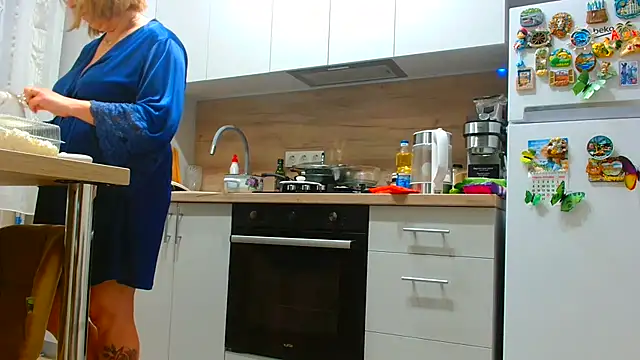 Brionia online show from December 17, 11:44 pm