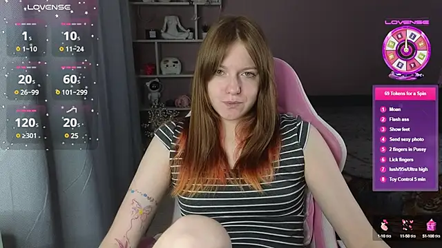 Snapshot of CassieJuice69 chatting on March 17, 8:40 pm CassieJuice69 online show from March 17, 8:40 pm