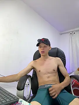 Daddyrich 632 online show from May 15, 12:56 pm