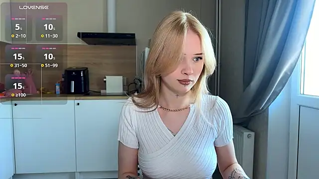 lisa barbie online show from May 2, 9:25 am
