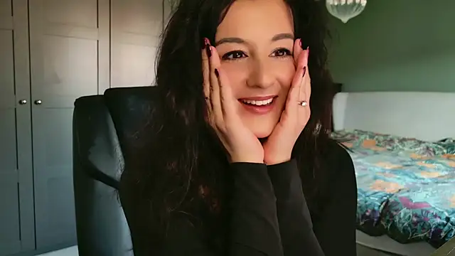 Snapshot of flatwhite0 chatting on November 3, 11:00 am flatwhite0 online show from November 3, 11:00 am