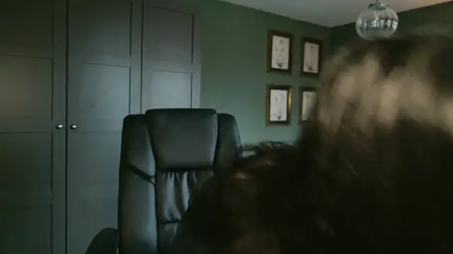 flatwhite0 online show from January 9, 9:34 am