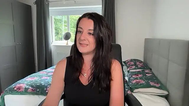 flatwhite0 online show from June 20, 3:48 pm