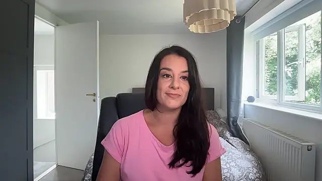 flatwhite0 online show from July 28, 12:23 pm