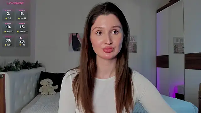 Snapshot of tender_babyy chatting on January 14, 5:45 pm tender babyy online show from January 14, 5:45 pm