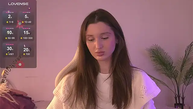 Snapshot of tender_babyy chatting on November 9, 12:47 pm tender babyy online show from November 9, 12:47 pm