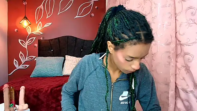 Zia Green online show from January 13, 12:13 pm