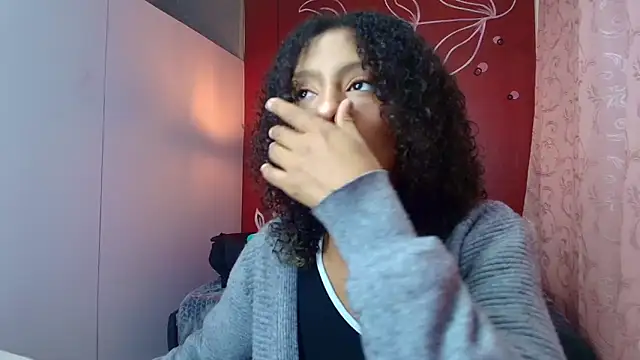 Zia Green online show from March 1, 12:01 pm