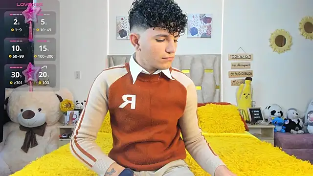 Snapshot of patrick_sanzz chatting on January 30, 4:55 pm patrick sanzz online show from January 30, 4:55 pm