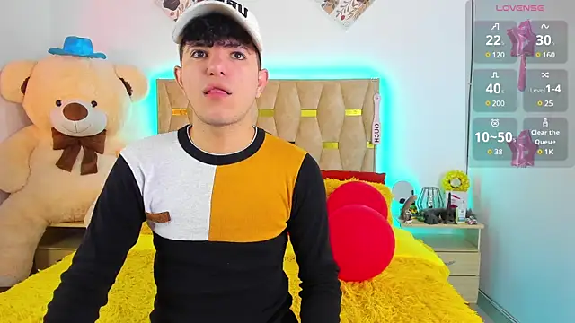 Snapshot of patrick_sanzz chatting on February 16, 3:27 pm patrick sanzz online show from February 16, 3:27 pm