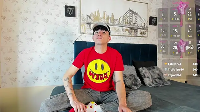 Snapshot of patrick_sanzz chatting on February 20, 6:13 pm patrick sanzz online show from February 20, 6:13 pm